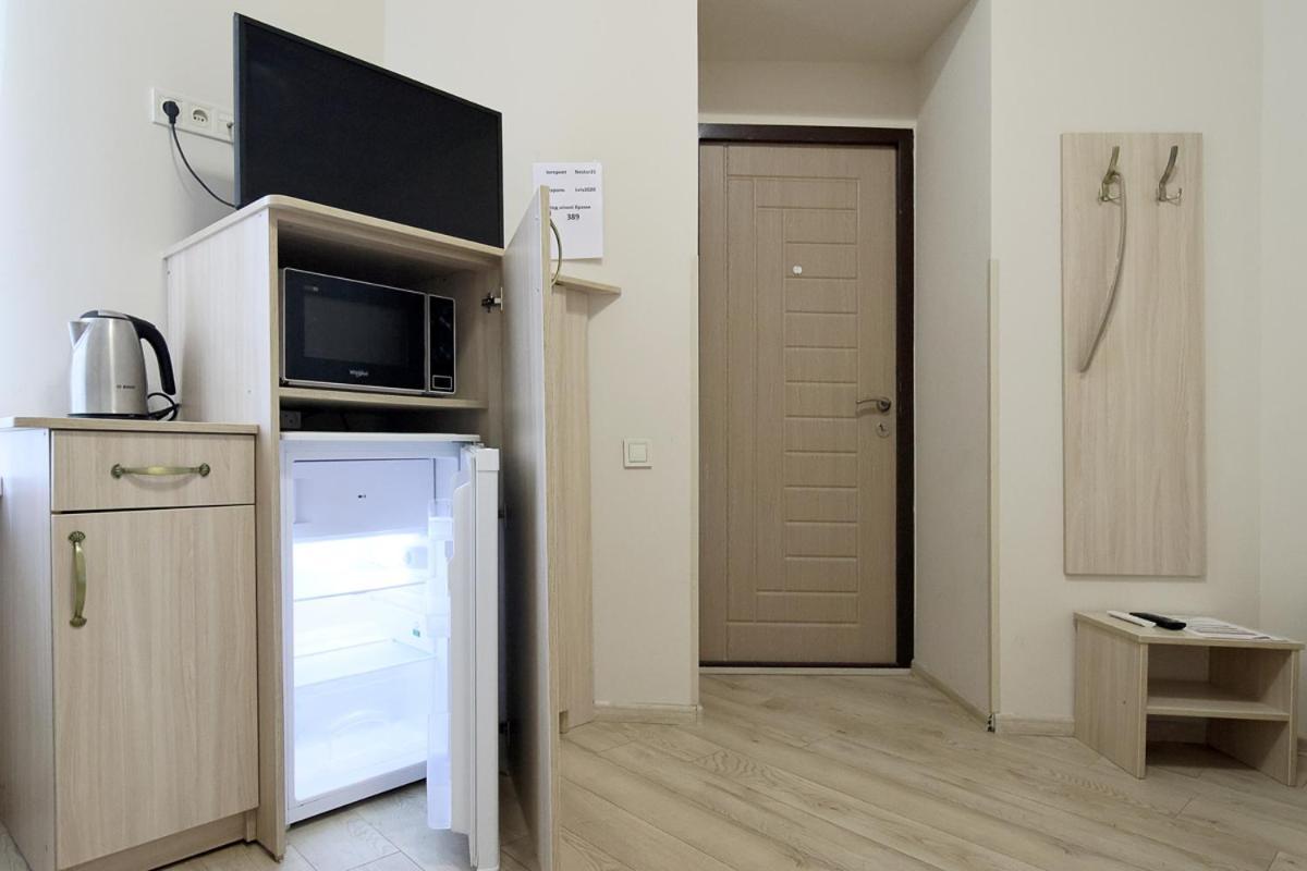 Buk Apartments On Doroshenka 25 Lviv Exterior photo